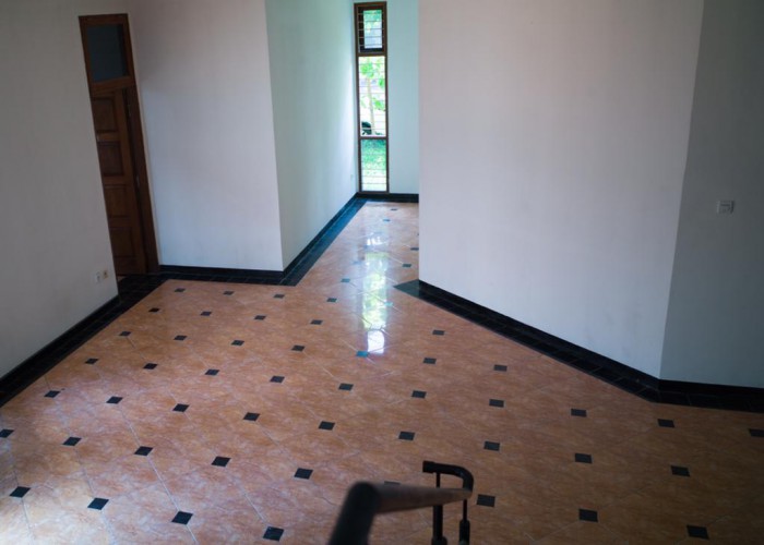 Rumah disewakan di Meadow Green Lippo Cikarang
